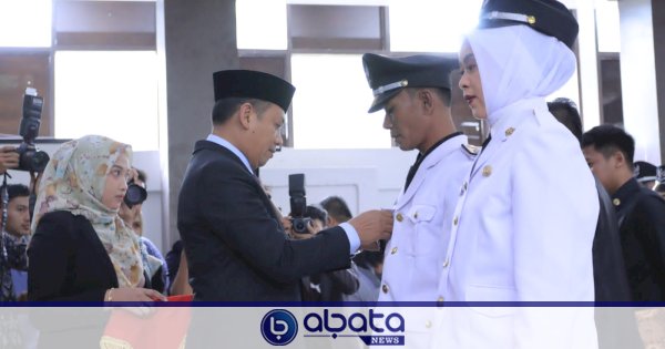 Lantik Kades Terpilih Bupati Syamsari Ajak Ciptakan Prestasi