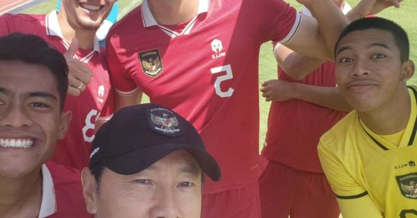 Momen Shin Tae Yong Selfie Bersama Pemain Timnas U 23 Yakin Lolos