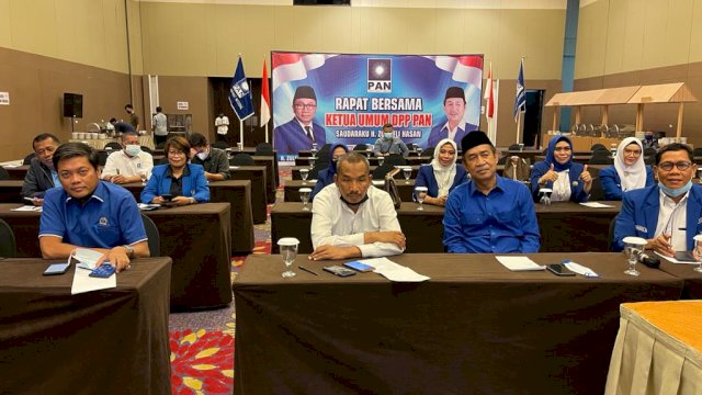 Konsolidasi PAN, Zulhas Pimpin Rapat Pengurus se-Indonesia