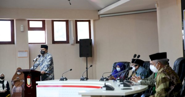 Lantik Pimpinan Baznas Makassar, Danny Sarankan Digitalisasi Zakat