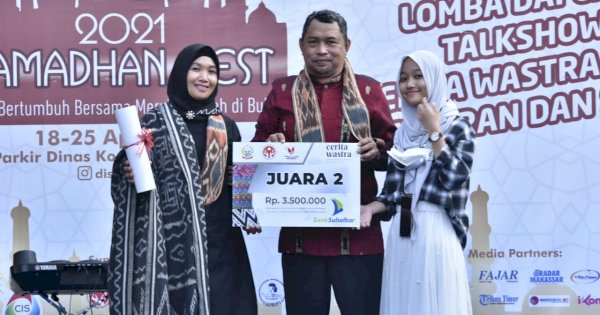 Kain Tenun Rongkong Wakili Sulsel Lomba Tingkat Nasional