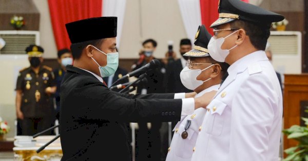 Plt Gubernur Resmi Lantik Bupati dan Wakil Bupati Toraja Utara