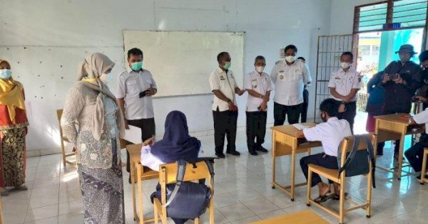 Bupati Maros Uji Coba Pembelajaran Tatap Muka Terbatas di Lima Sekolah