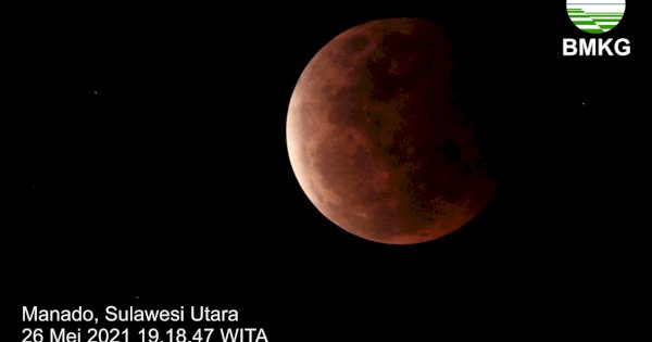 Keindahan Fenomena Langka Super Blood Moon