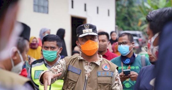 Banjir Sinjai, Andi Sudirman Langsung Telpon Bupati