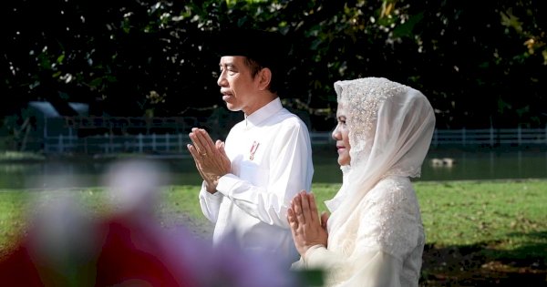 Presiden Jokowi dan Ibu Negara Salat Idulfitri di Istana Bogor