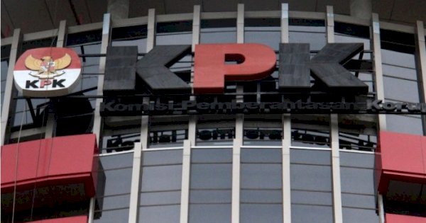 KPK Temukan Bukti Usai Geledah Tiga Rumah Azis Syamsuddin