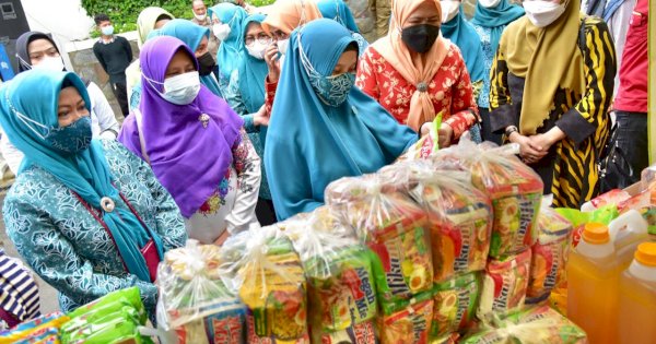 Pasar Murah Sulsel, Plt Ketua PKK: Bantu Masyarakat Jelang Lebaran