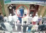 Imam Masjid Dipukul Saat Tengah Qunut Subuh, Pelaku Mengaku Risi