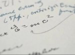 Tulisan Tangan Albert Einstein E=mc2 Terjual Rp17 Miliar