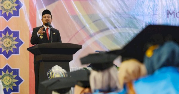 Orasi Ilmiah di Wisuda Unismuh Makassar, Andi Sudirman Dorong Buka Lapangan Kerja 