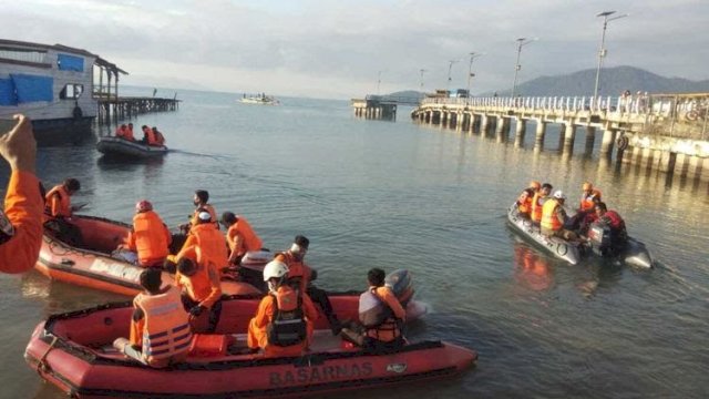 Pulang Melayat, Ayah dan Anak Hilang Diterjang Ombak Danau Towuti