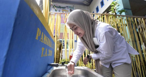 Warga Desa Dodolo Rampi Kini Bisa Nikmati Air Bersih