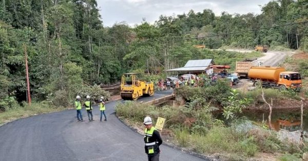 Mudahkan Distribusi Pertanian, Pemprov Lanjutkan Jalan Lutim-Sulteng