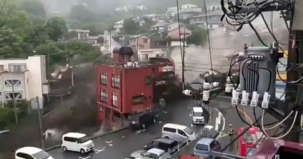 Video Tanah Longsor di Atami Jepang, 20 Orang Dinyatakan Hilang