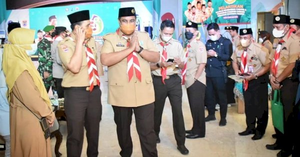 Chaidir Syam Dilantik Ketua Mabicab Pramuka Maros