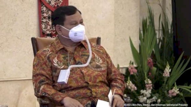 Masker Prabowo Curi Perhatian saat Rapat Bareng Jokowi, Segini Harganya