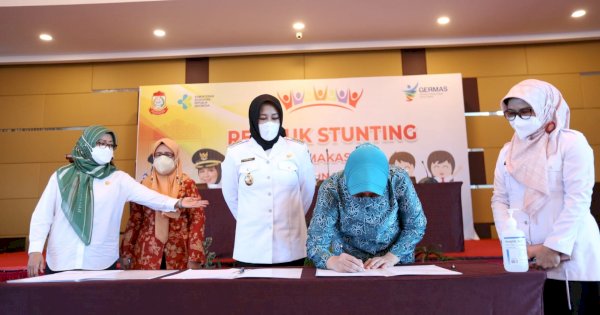 Wakil Wali Kota Tandatangani Komitmen Percepat Penanganan Stunting 