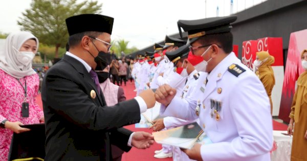 Lantik 15 Camat, Danny: Tingkatkan Sinergitas dan Rangkul Semua Pihak