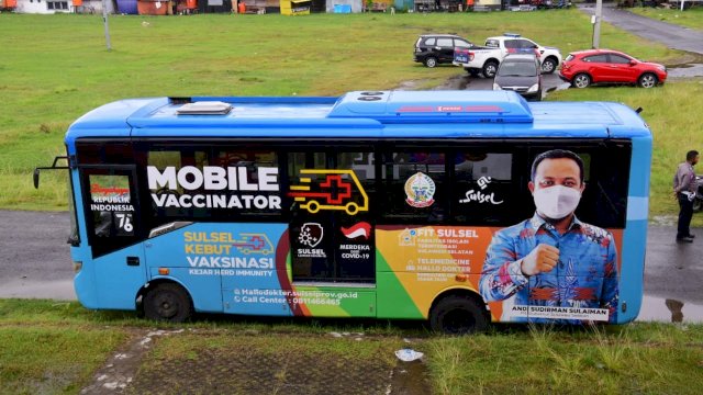 Mobil Vaksinasi Sulsel Layani 500 Siswa SMA/SMK di Sinjai