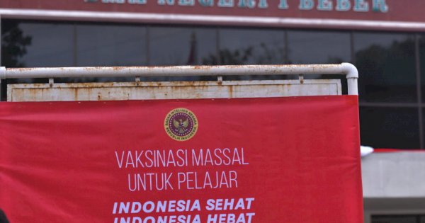 Jokowi Perintahkan Vaksin Pelajar Lebih Meluas dan Massif
