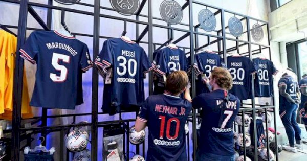 Wow.. Penjualan Jersey Messi di PSG Tembus Rp392 Miliar