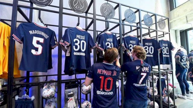 Wow.. Penjualan Jersey Messi di PSG Tembus Rp392 Miliar