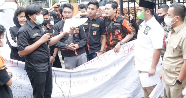 Anggota DPRD Makassar Terima Aspirasi Sapma PP Makassar Soal Izin Hotel