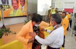 Wakil Bupati Lutra Gabung Golkar, Taufan Target 10 Kursi DPRD Kabupaten