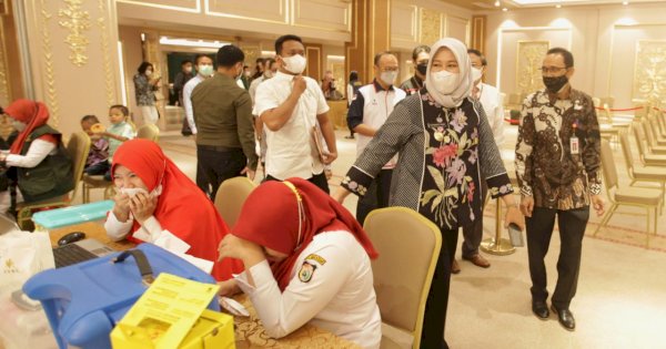 Wawali Fatmawati Harap Vaksinasi Industri Jasa Keuangan Bantu Herd Immunity 