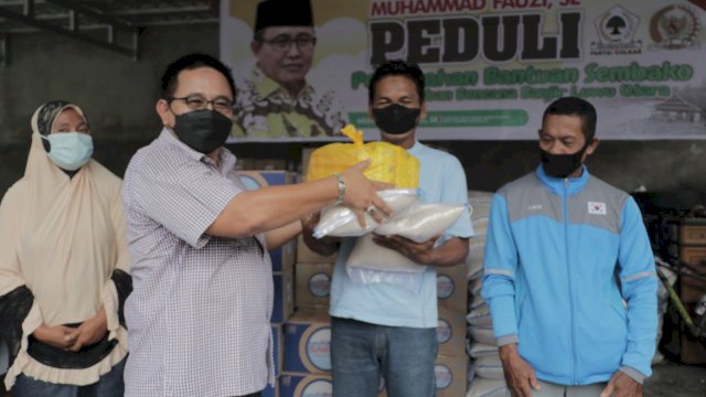 Lagi, Muh Fauzi Bagi 200 Paket Sembako untuk Penyintas Banjir Bandang di Radda