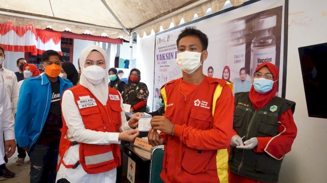 HUT Ke-76 PMI, 400 Orang Divaksin Hari Pertama Program Serbuan Vaksin Pemuda