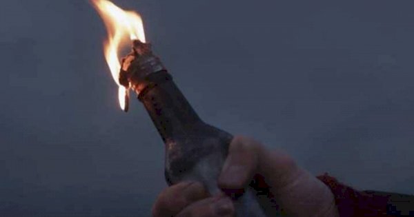 ASN Lempar Bom Molotov ke Kantor Bupati Ketapang, Kena Mobil Sekda