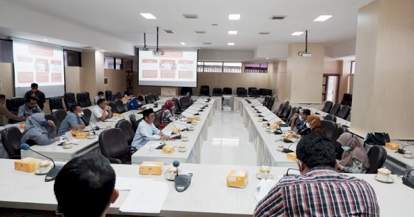 DPRD Makassar Minta Perda Perlindungan Guru Bermuatan Hukum Jelas