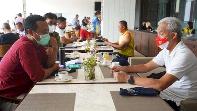 Bertemu di Papua, Andi Sudirman Undang Ganjar Hadiri Toraja Highland Festival