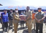 Bupati Lutra Bawa Dapur Umum untuk Korban Banjir dan Tanah Longsor di Luwu