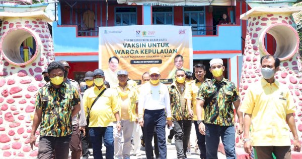 Taufan Pawe Sosialisasi Airlangga Capres di Pulau Barrang Lompo