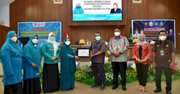 Gandeng PLN dan Disdukcapil, PKK Sulsel Sosialisasi Pentingnya Akta Kelahiran