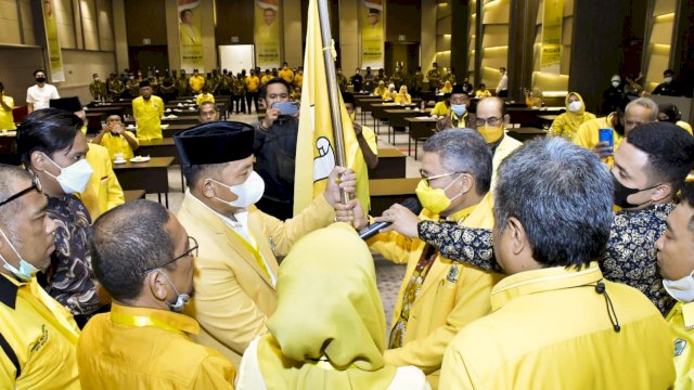 Aripin Terpilih Ketua DPD II Golkar Lutim, Taufan Pawe Lempar Pujian