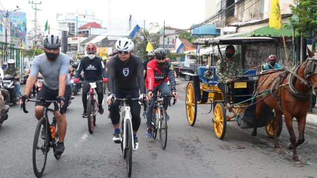 Bersama 41 Wali Kota, Danny Pomanto Nikmati Jalur Gowes Monalisa