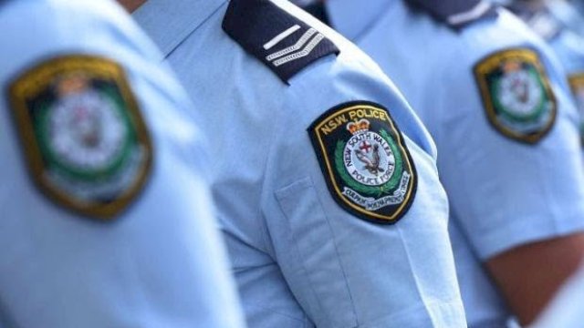 Menolak Divaksin, Puluhan Polisi di Australia Terancam Dipecat