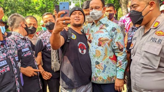Awalnya Dicemooh, Buruh Akhirnya Teriak Anies Presiden Indonesia