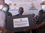Bupati Syamsari Serahkan Bantuan ke Kelompok Nelayan Mangarabombang
