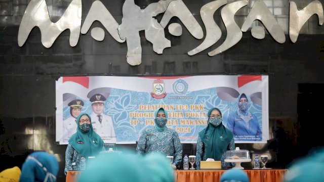 TP PKK Kota Makassar Tingkatkan Keterampilan Melalui LP3PKK