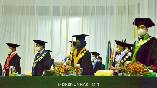 Unhas Wisuda 1.216 Lulusan Baru Periode II Tahap Pertama