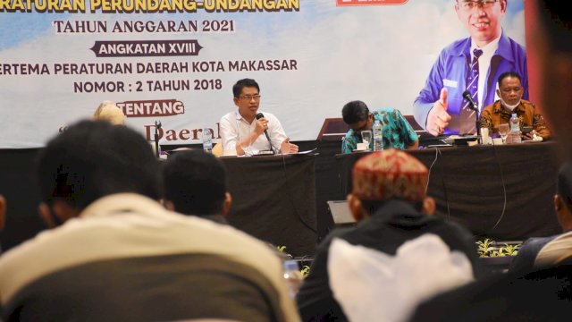 Legislator Makassar Jelaskan Bedanya Retribusi dan Pajak Daerah