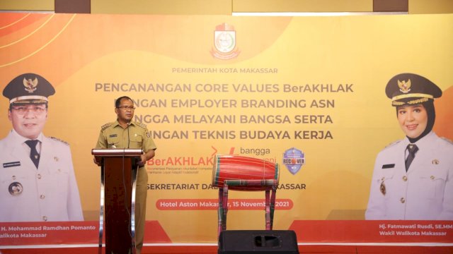 Siap Awasi Kinerja ASN, Wali Kota Makassar Canangkan ASN BerAKHLAK