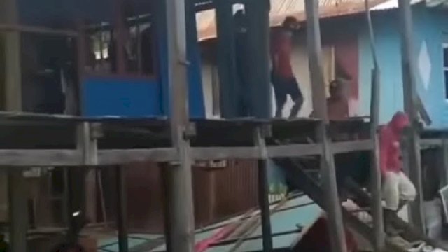 Beda Pilihan Kepala Desa, 8 Rumah Warga di Jeneponto Dibongkar