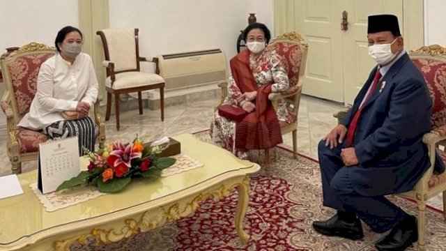 Prabowo-Puan Apit Megawati di Istana, Apa yang Dibahas?