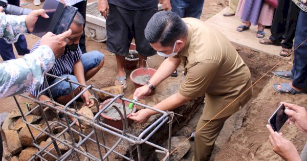 Sekda Takalar Resmikan Pembangunan Masjid Al-Hidayah Anjarowwa Malewang